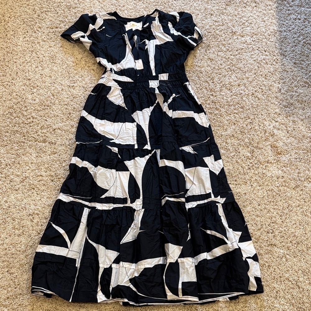 Anthropologie Black and White Abstract Maxi Dress - Picture 2 of 4